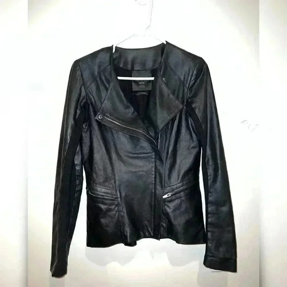 VEDA
Women's Max Classic Smooth Jacket Black Plain Pattern - Picture 7 of 14